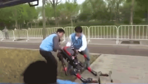 机器人马拉松4.gif